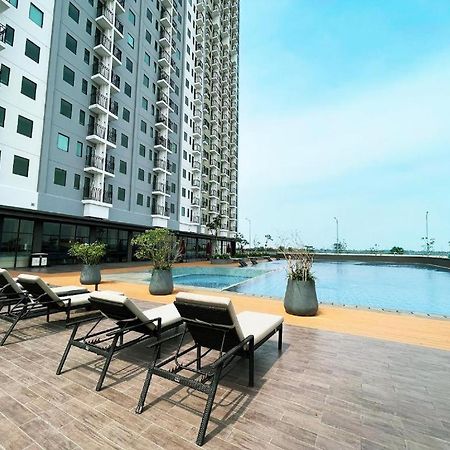 Osaka Riverview Lägenhet Tangerang Exteriör bild